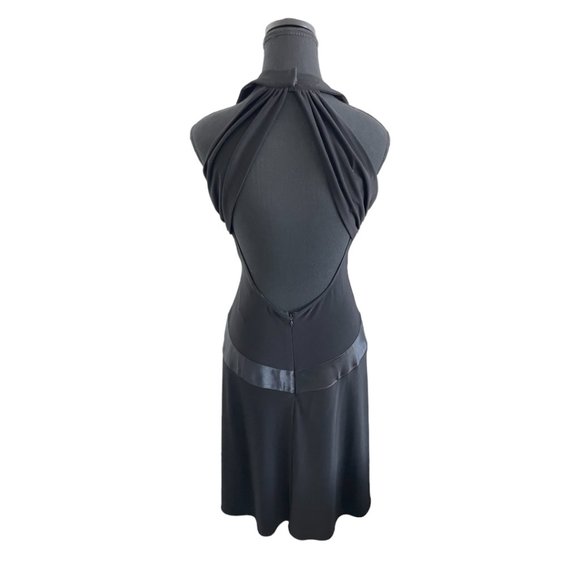 LAURA open back halter cocktail dress - Picture 4 of 5